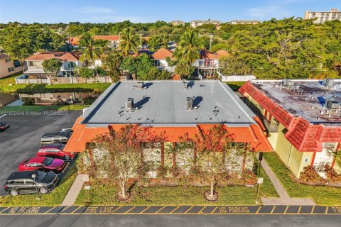 Condo in Coral Springs, Florida, 2 bedrooms № 1957166 - photo 23