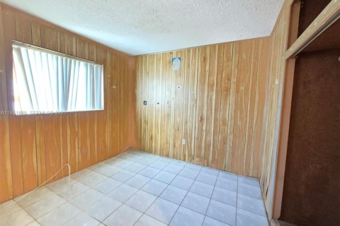 Villa ou maison à vendre à Hialeah, Floride: 4 chambres, 129.78 m2 № 1990249 - photo 14