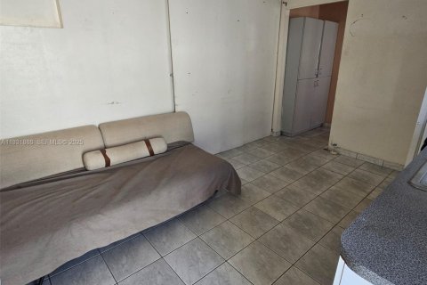 Villa ou maison à vendre à Hialeah, Floride: 4 chambres, 129.78 m2 № 1990249 - photo 19