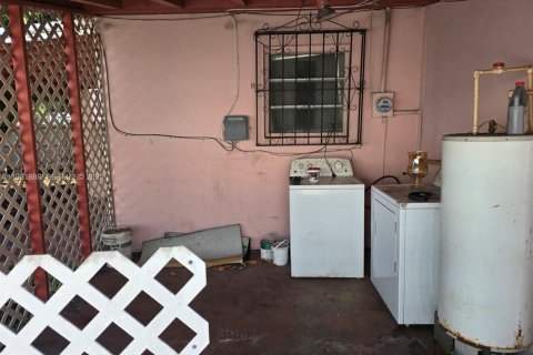 Villa ou maison à vendre à Hialeah, Floride: 4 chambres, 129.78 m2 № 1990249 - photo 23