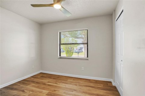 House in Orlando, Florida 3 bedrooms, 170.01 sq.m. № 2396317 - photo 28
