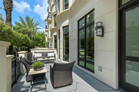 Adosado en venta en Winter Park, Florida, 3 dormitorios, 360.27 m2 № 2258623 - foto 5