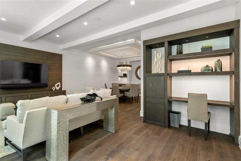 Adosado en venta en Winter Park, Florida, 3 dormitorios, 360.27 m2 № 2258623 - foto 17