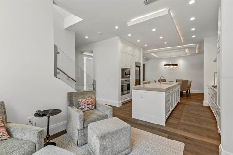 Adosado en venta en Winter Park, Florida, 3 dormitorios, 360.27 m2 № 2258623 - foto 27