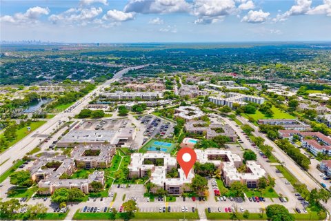 Condominio en venta en Miami, Florida, 2 dormitorios, 86.96 m2 № 2031317 - foto 15