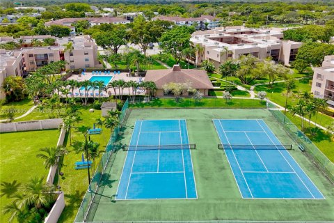 Condominio en venta en Miami, Florida, 2 dormitorios, 86.96 m2 № 2031317 - foto 13