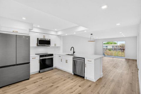 Condo à Delray Beach, Floride, 2 chambres  № 2146876