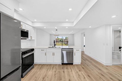 Condominio en venta en Delray Beach, Florida, 2 dormitorios, 99.41 m2 № 2146876 - foto 14