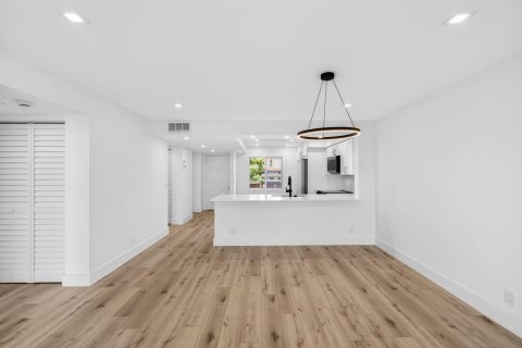 Condominio en venta en Delray Beach, Florida, 2 dormitorios, 99.41 m2 № 2146876 - foto 7