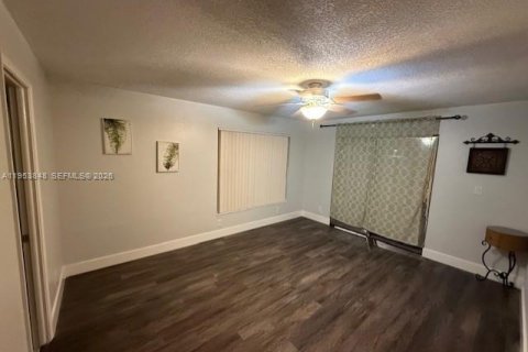 Condominio en venta en Pompano Beach, Florida, 2 dormitorios, 84.54 m2 № 2008035 - foto 8