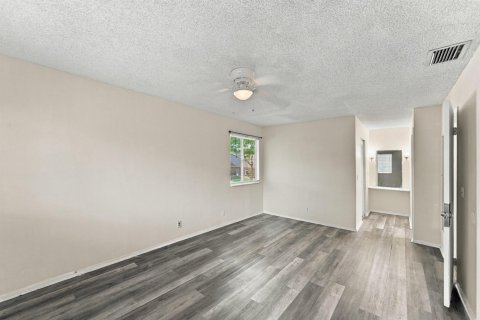 Townhouse in Lauderhill, Florida 3 bedrooms, 100.33 sq.m. № 2382849 - photo 20