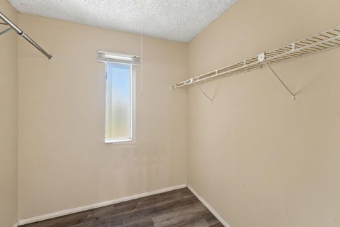Townhouse in Lauderhill, Florida 3 bedrooms, 100.33 sq.m. № 2382849 - photo 22