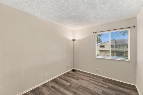 Townhouse in Lauderhill, Florida 3 bedrooms, 100.33 sq.m. № 2382849 - photo 12
