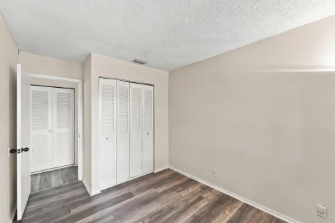 Townhouse in Lauderhill, Florida 3 bedrooms, 100.33 sq.m. № 2382849 - photo 13