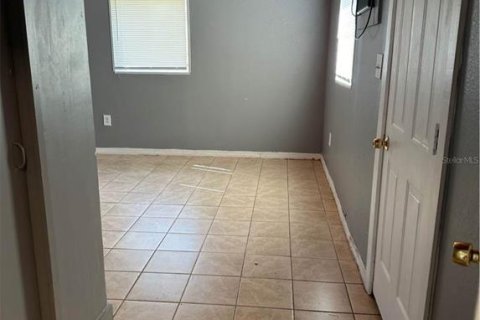 House in Sanford, Florida 2 bedrooms, 107.3 sq.m. № 1602531 - photo 7