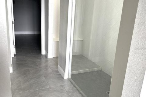 Casa en venta en Davenport, Florida, 4 dormitorios, 215.81 m2 № 2108541 - foto 24