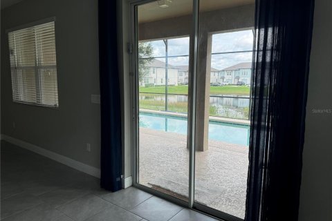 Casa en venta en Davenport, Florida, 4 dormitorios, 215.81 m2 № 2108541 - foto 17