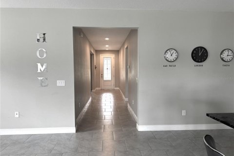 Casa en venta en Davenport, Florida, 4 dormitorios, 215.81 m2 № 2108541 - foto 12