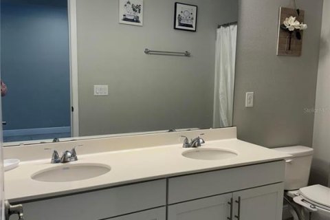 Casa en venta en Davenport, Florida, 4 dormitorios, 215.81 m2 № 2108541 - foto 23