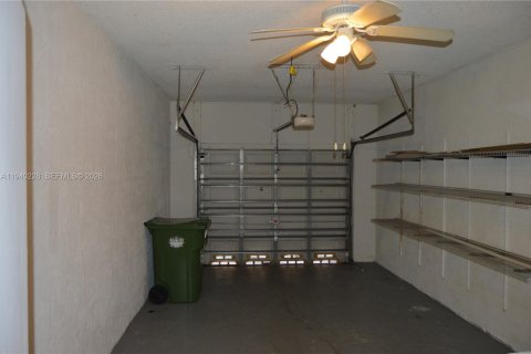 Touwnhouse à louer à Weston, Floride: 2 chambres, 117.15 m2 № 1998140 - photo 16