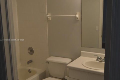 Touwnhouse à louer à Weston, Floride: 2 chambres, 117.15 m2 № 1998140 - photo 14