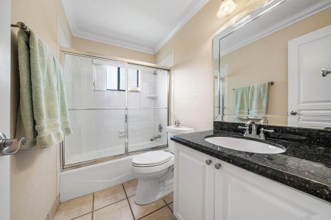 House in Boca Raton, Florida 3 bedrooms, 162.11 sq.m. № 2191762 - photo 17