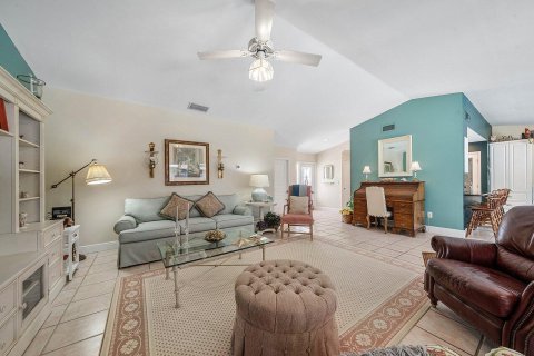 House in Boca Raton, Florida 3 bedrooms, 162.11 sq.m. № 2191762 - photo 8