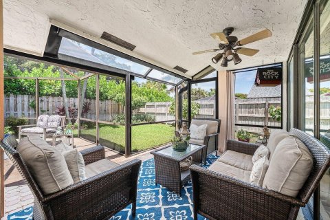 House in Boca Raton, Florida 3 bedrooms, 162.11 sq.m. № 2191762 - photo 24