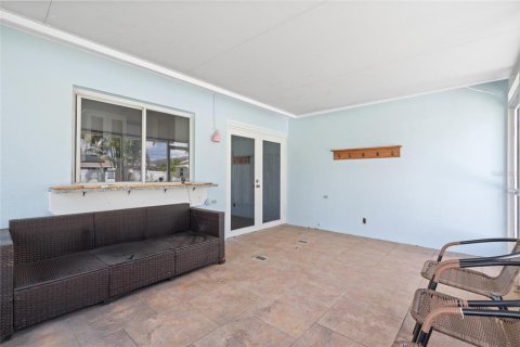 House in Saint Petersburg, Florida 3 bedrooms, 132.11 sq.m. № 1826729 - photo 26