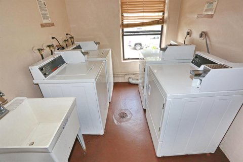 Copropriété à vendre à Tamarac, Floride: 2 chambres, 95.04 m2 № 2183190 - photo 28