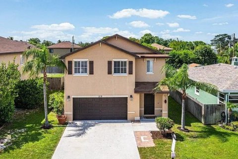 Commercial property in Boynton Beach, Florida 273.23 sq.m. № 2147930 - photo 10