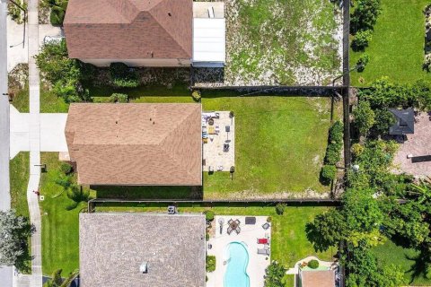 Commercial property in Boynton Beach, Florida 273.23 sq.m. № 2147930 - photo 3