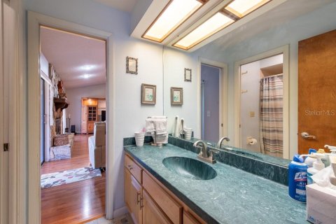 Villa ou maison à vendre à Tampa, Floride: 4 chambres, 213.86 m2 № 1643384 - photo 27