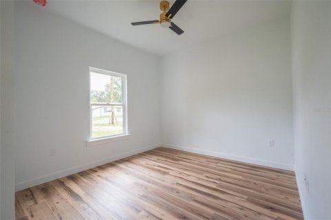 House in Newberry, Florida 3 bedrooms, 115.48 sq.m. № 2431619 - photo 19