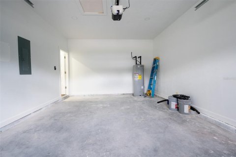 House in Newberry, Florida 3 bedrooms, 115.48 sq.m. № 2431619 - photo 22