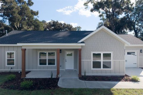 House in Newberry, Florida 3 bedrooms, 115.48 sq.m. № 2431619 - photo 2