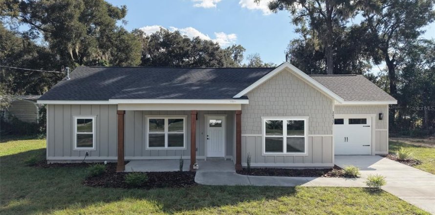 House in Newberry, Florida 3 bedrooms, 115.48 sq.m. № 2431619