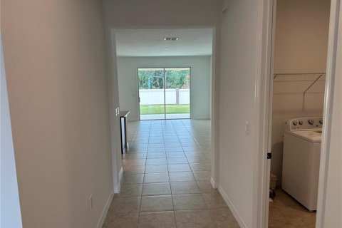 Casa en alquiler en Ocala, Florida, 3 dormitorios, 148.09 m2 № 1773363 - foto 3