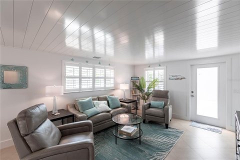 Villa ou maison à louer à Sarasota, Floride: 1 chambre, 67.63 m2 № 2125769 - photo 5