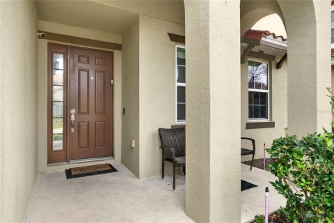 Casa en venta en Davenport, Florida, 6 dormitorios, 337.14 m2 № 1555500 - foto 2