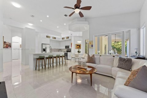 Casa en venta en Palmetto Bay, Florida, 5 dormitorios, 251.58 m2 № 2001478 - foto 22