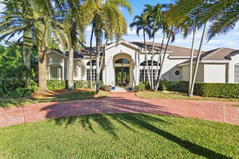 Casa en Palmetto Bay, Florida 5 dormitorios, 251.58 m2 № 2001478