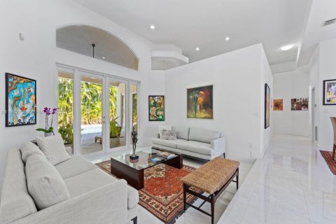 Casa en venta en Palmetto Bay, Florida, 5 dormitorios, 251.58 m2 № 2001478 - foto 8