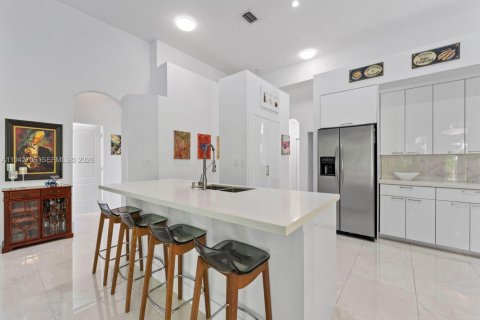 Casa en venta en Palmetto Bay, Florida, 5 dormitorios, 251.58 m2 № 2001478 - foto 16