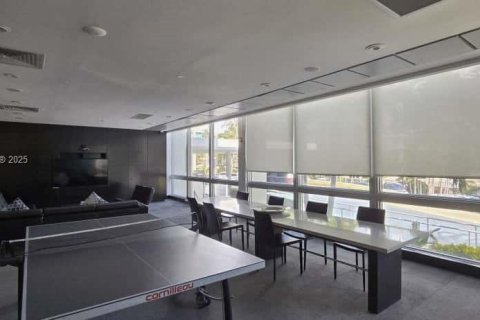 Condominio en venta en Miami Beach, Florida, 63.17 m2 № 1954466 - foto 14