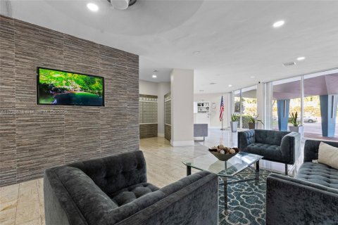 Condo in Pompano Beach, Florida, 1 bedroom  № 1764606 - photo 25