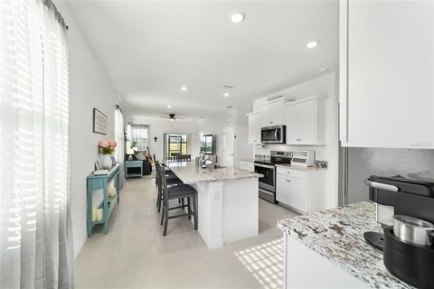 House in OCALA PRESERVE in Ocala, Florida 3 bedrooms, 130.62 sq.m. № 1733446 - photo 10