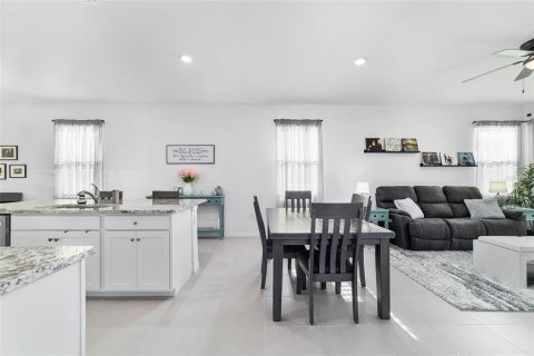House in OCALA PRESERVE in Ocala, Florida 3 bedrooms, 130.62 sq.m. № 1733446 - photo 14