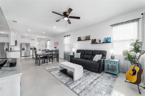 House in OCALA PRESERVE in Ocala, Florida 3 bedrooms, 130.62 sq.m. № 1733446 - photo 16