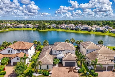 Casa en venta en Sarasota, Florida, 5 dormitorios, 365.29 m2 № 1794007 - foto 2